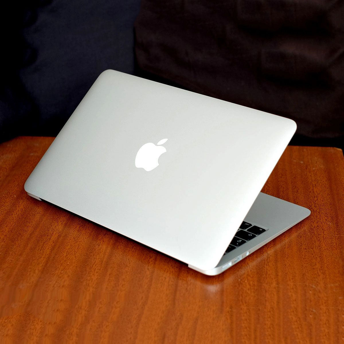 MacBook Air 13.3-inch Early 2015 Core_i5 1.6GHz 4GB SSD128GB (整備済み品)